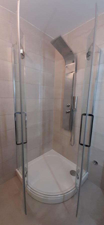 Apartment Krajacic 克尔克 外观 照片